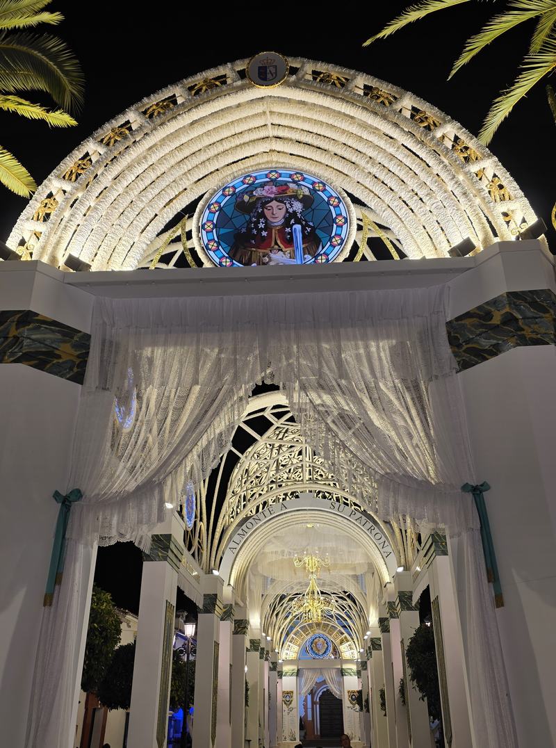 2. Los Arcos de la Plaza